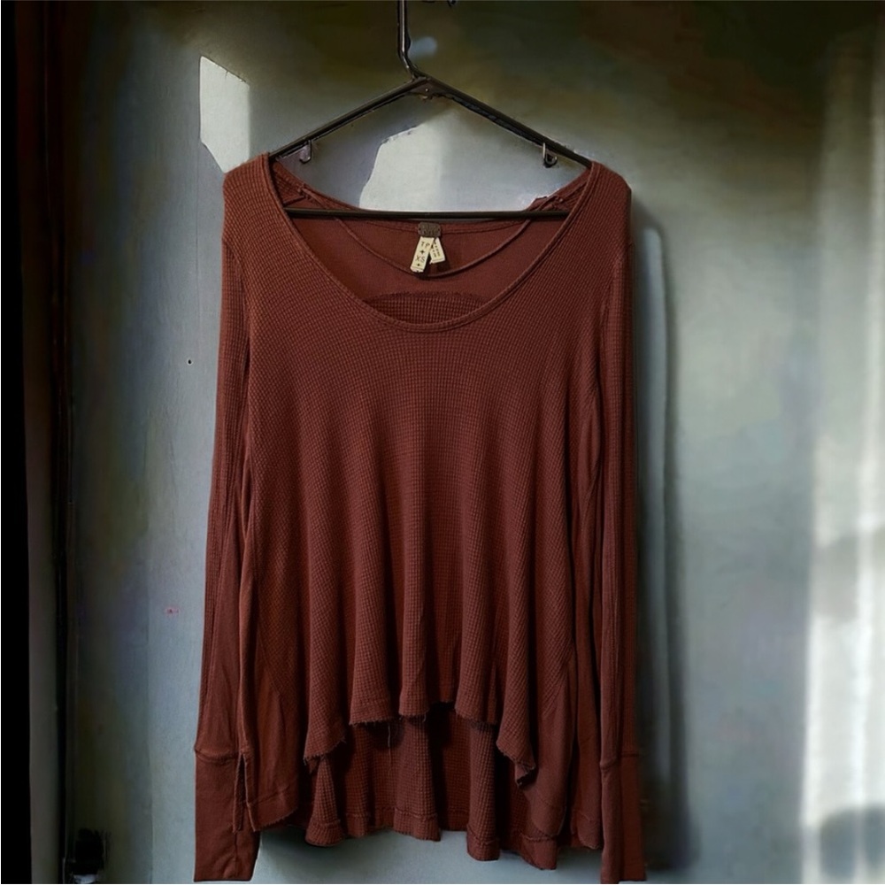 Free People Malibu Brown  Long Sleeve Thermal Top XS fits Medium very flowy